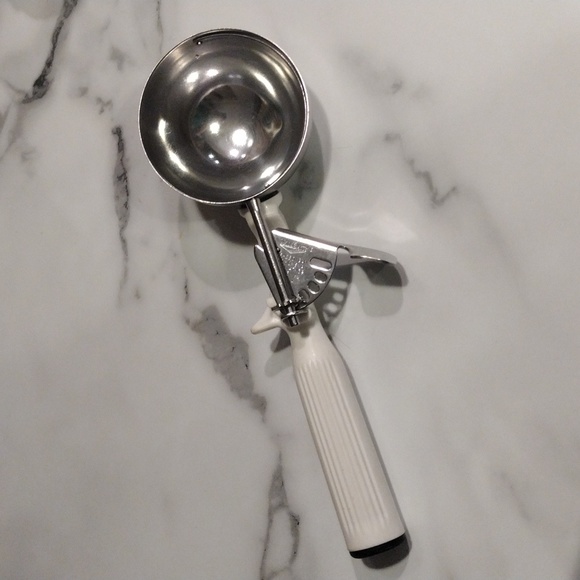 🍨Vintage Vollrath White No. 6 Disher/Ice Cream Scoop - Picture 16 of 16